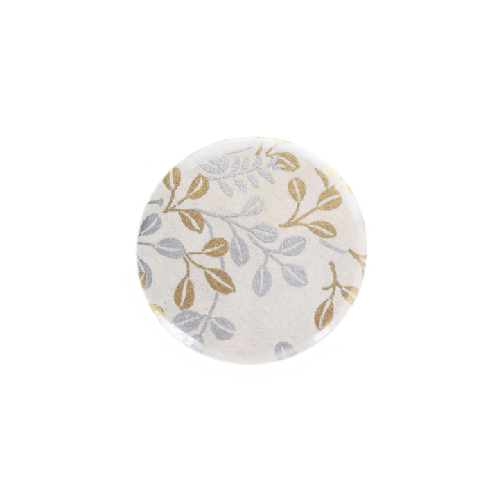 aimant en papier japonais de 45mm de diamètre aux motifs de feuillages variés dans les tons beiges, dorés et argentés M978 adeline klam