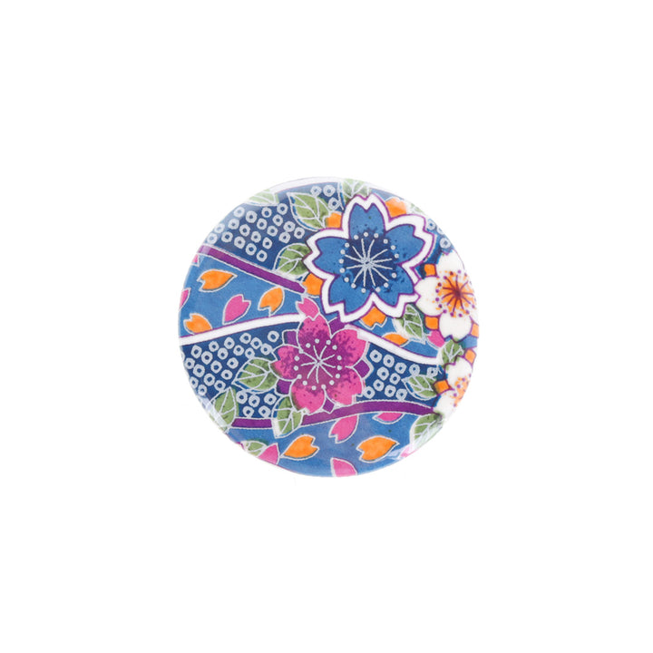 aimant en papier japonais de 45mm de diamètre aux motifs d'ondulations fleuries dans les tons bleus, violets, corail et vert M508 adeline klam