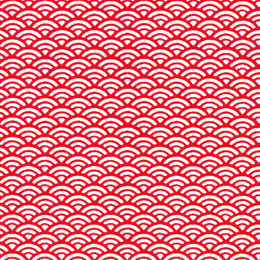 carré de 10cm par 10cm de papier japonais yuzen chiyogami aux motifs de petites vagues dans les tons rouges et blancs adeline klam (M488)