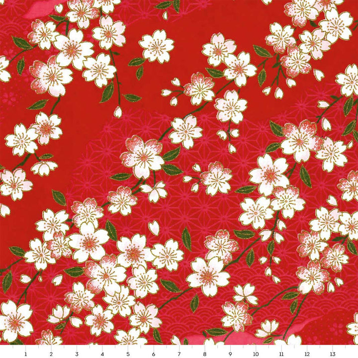 carré de 14cm par 14cm de papier japonais yuzen chiyogami aux motifs de fleurs de cerisier et de motifs variés rouge carmin adeline klam (M885)