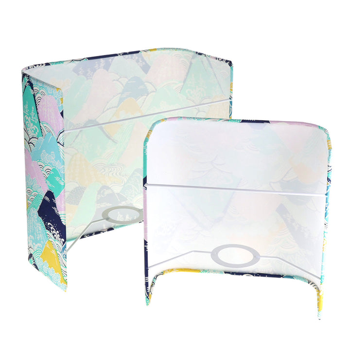 duo d'appliques murales japonaises (petit et grand modèle) de dos aux motifs de montagnes et rivières dans les tons bleus, verts, jaunes et parme (M967) adeline klam