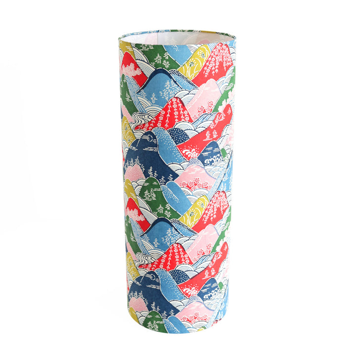 lampe japonaise à poser aux motifs de montagnes et de rivières dans les tons rouges, bleus, verts, jaunes et roses (M969) adeline klam