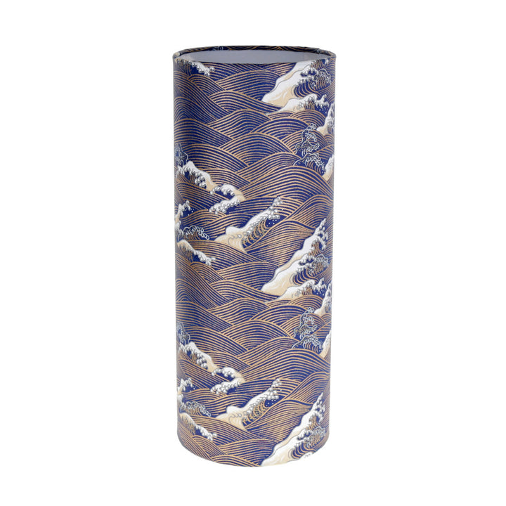 lampe japonaise à poser aux motifs de vagues et d'écumes bleu nuit et dorées (M851) adeline klam