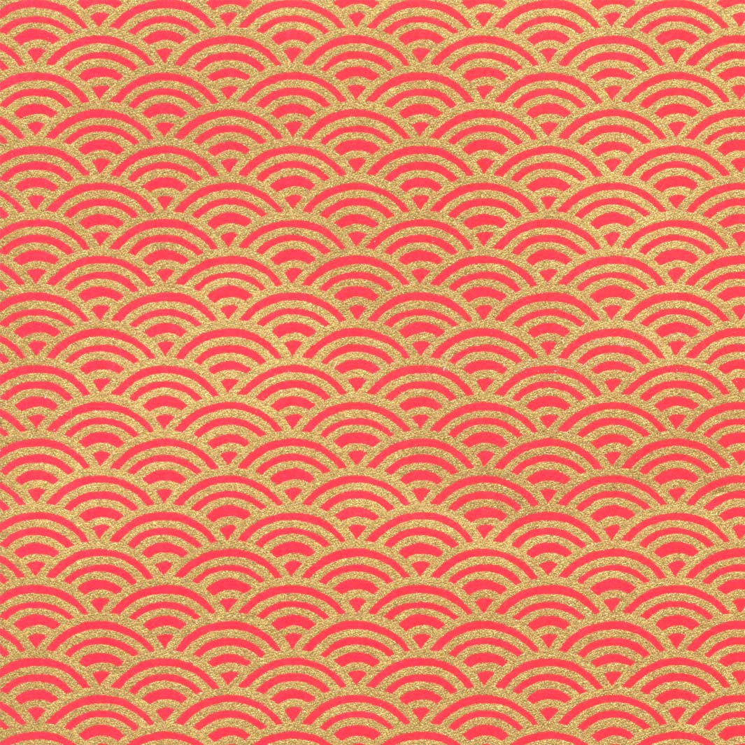 papier japonais yuzen chiyogami aux motifs de vagues inversées dorées sur fond rouge orangé adeline klam de 10cm par 10cm (M1007)