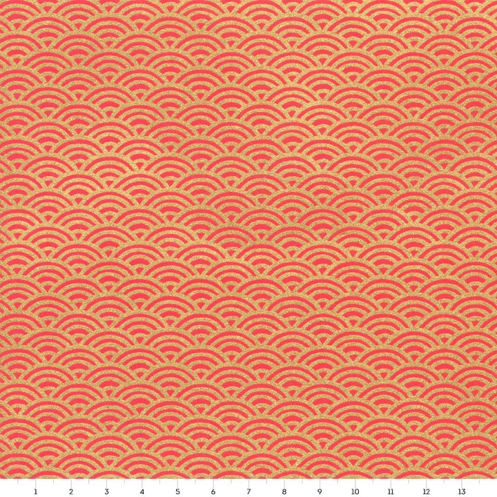 papier japonais yuzen chiyogami aux motifs de vagues inversées dorées sur fond rouge orangé adeline klam de 14cm par 14cm (M1007)