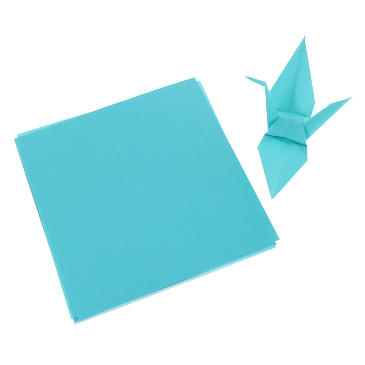 photo packshot des papiers et d'une grue montée du set de 100 papiers origami unis bleu turquoise toyo
