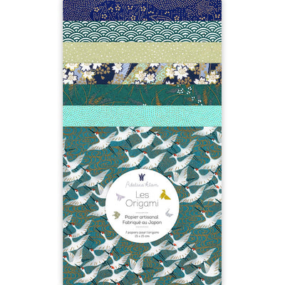 photo packshot du set de 7 carrés de papiers japonais adeline klam de 15cm par 15cm dans les tons bleu nuit, bleu canard et vert d'eau « orage » (Z11)