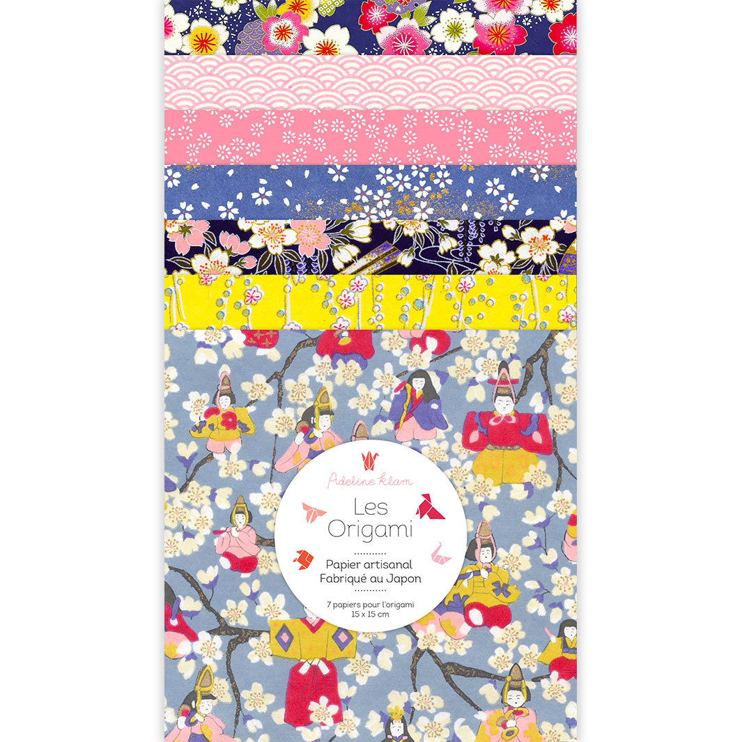 photo packshot du set de 7 carrés de papiers japonais adeline klam de 15cm par 15cm dans les tons violet foncé, rose, bleu pervenche et jaune « lily » (Y6)