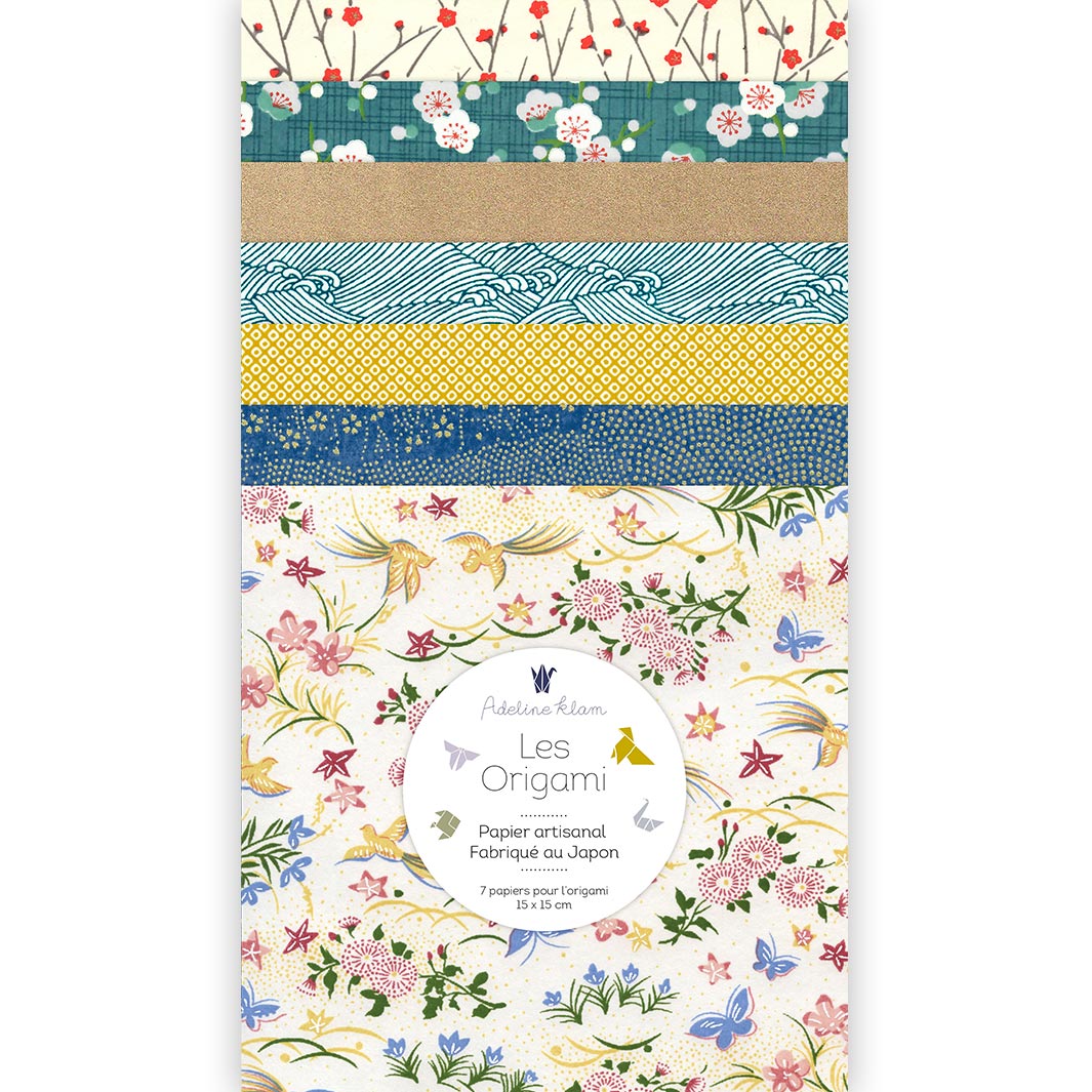 pochette de 7 carrés de papiers japonais adeline klam de 15cm par 15cm dans les tons bleus, jaunes, crème et dorés « tea time »