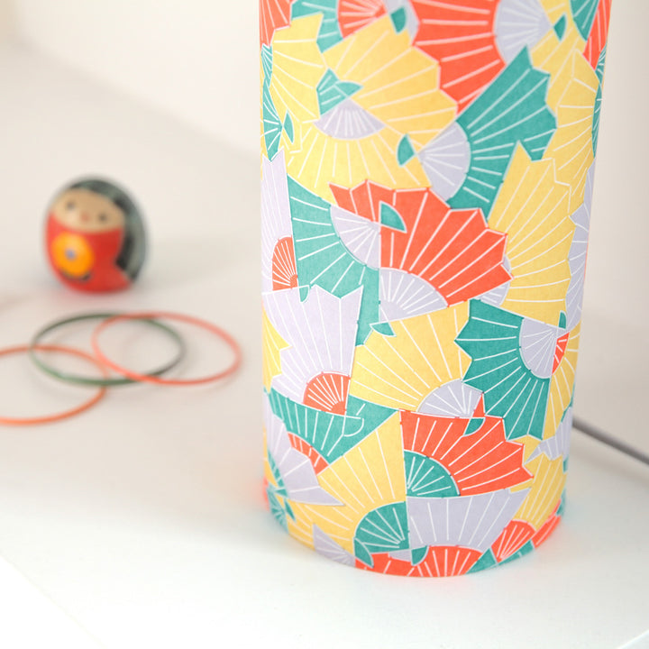 Lampe Japonaise à Poser -  Éventails Graphiques - Jaune, Mauve Pâle, Turquoise et Orange Vif - M881