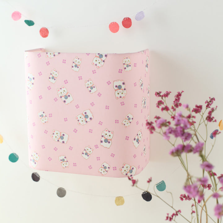 Applique murale japonaise - Maneki Neko - Rose Pâle, Mauve et Bleu Violet - M842