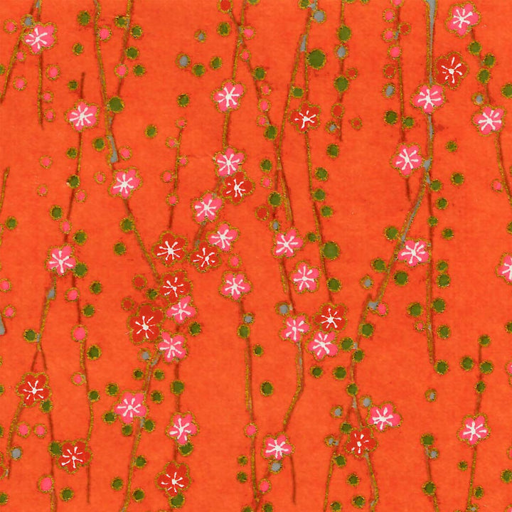 carré de 10cm par 10cm de papier japonais yuzen chiyogami aux motifs de branches en fleurs dans les rouge orange, roses et vert (M427) adeline klam