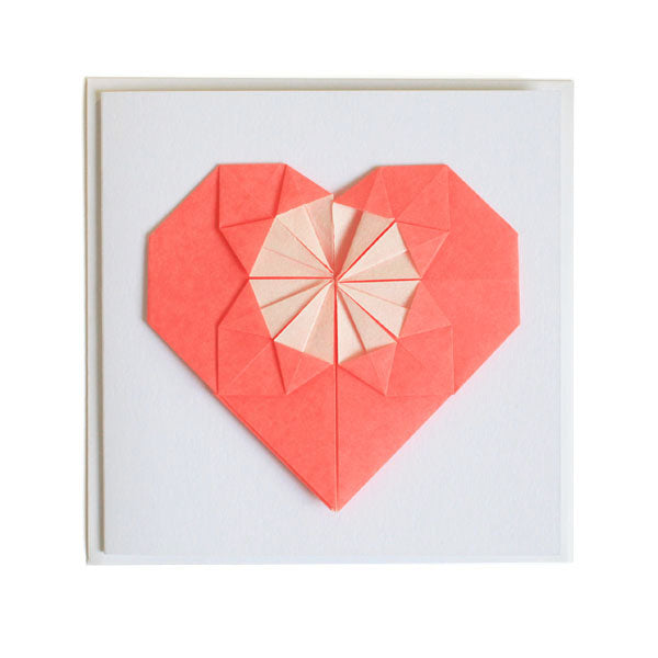 Carte coeur en origami / corail