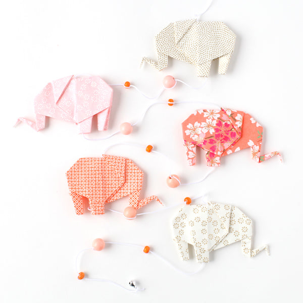 Guirlande d'éléphants en origami - Corail, orange, rose et doré