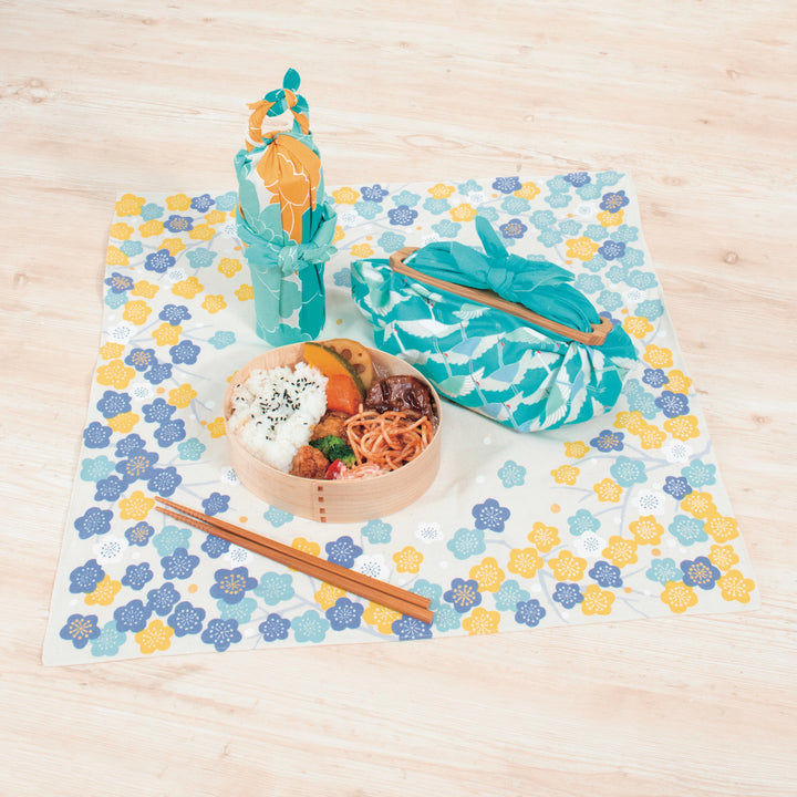 Furoshiki - Grues, Fond Bleu - Adeline Klam - 50x50cm