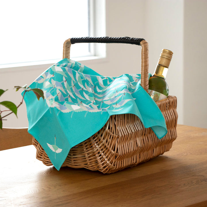 Furoshiki - Grues, Fond Bleu - Adeline Klam - 50x50cm