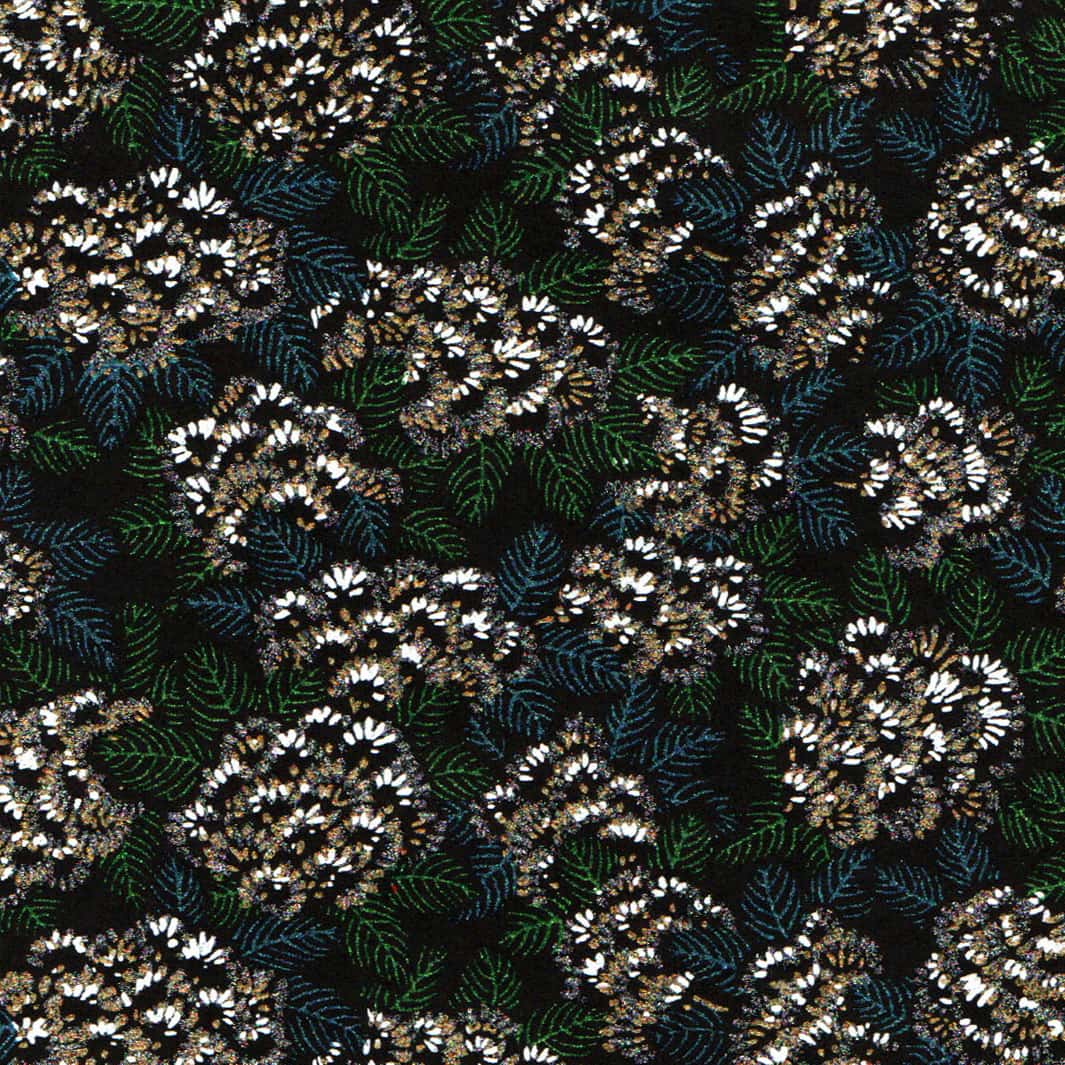 carré de 10cm par 10cm de papier japonais yuzen chiyogami aux motifs de chrysanthèmes ajania dans les tons noirs, bleus, verts, dorés et argentés adeline klam (M1041)
