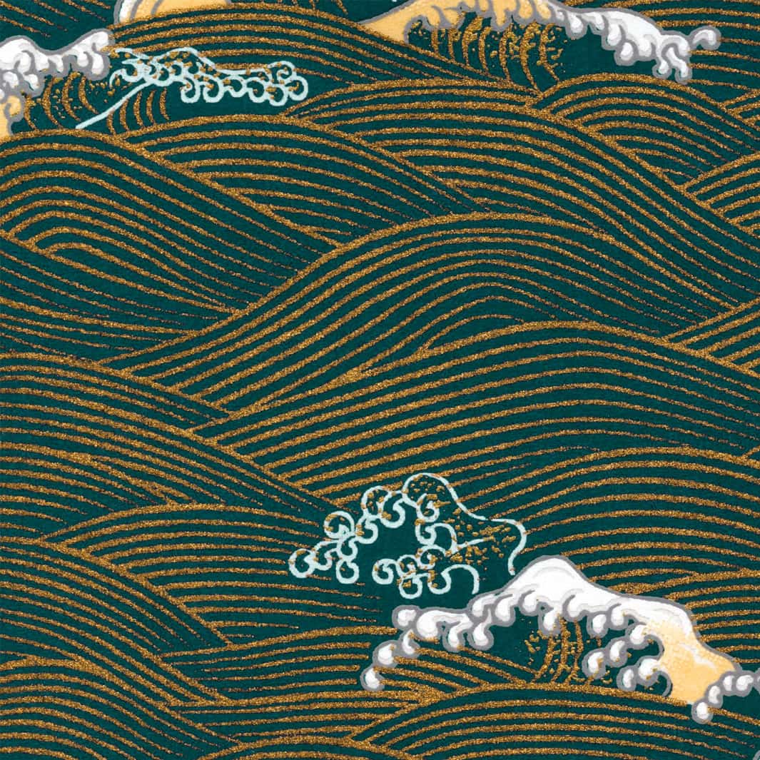 carré de 10cm par 10cm de papier japonais yuzen chiyogami aux motifs de vagues et d'écumes dans les tons bleu canard, beige et dorés adeline klam (M941)