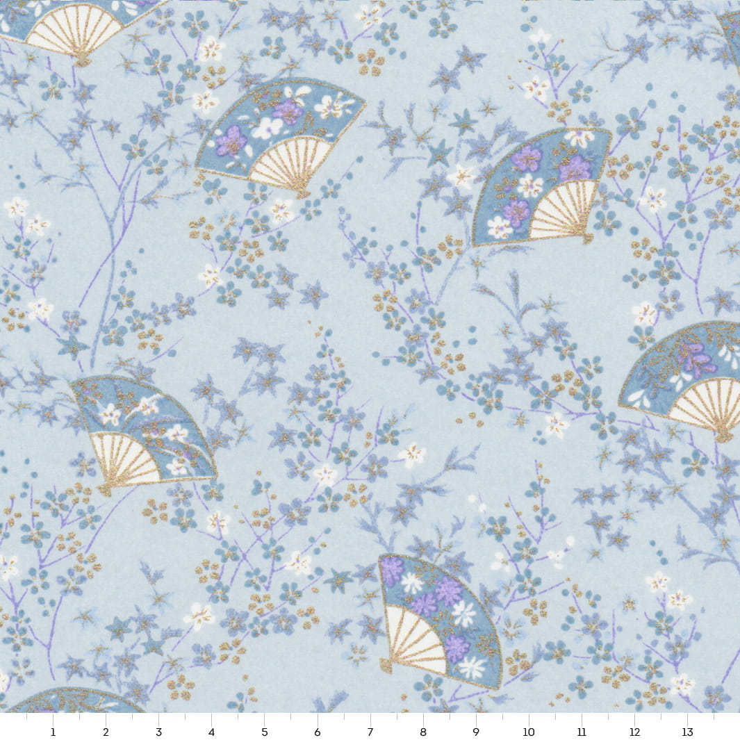 carré de 10cm par 10cm de papier japonais yuzen chiyogami aux motifs « 4 saisons » dans les tons bleu gris, bleu clair et foncé, violets et dorés adeline klam (M1034)