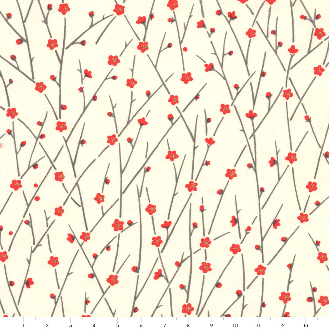 carré de 14cm par 14cm de papier japonais yuzen chiyogami aux motifs de fines branches en fleurs dans les tons crème, rouges et gris foncé adeline klam (M672)