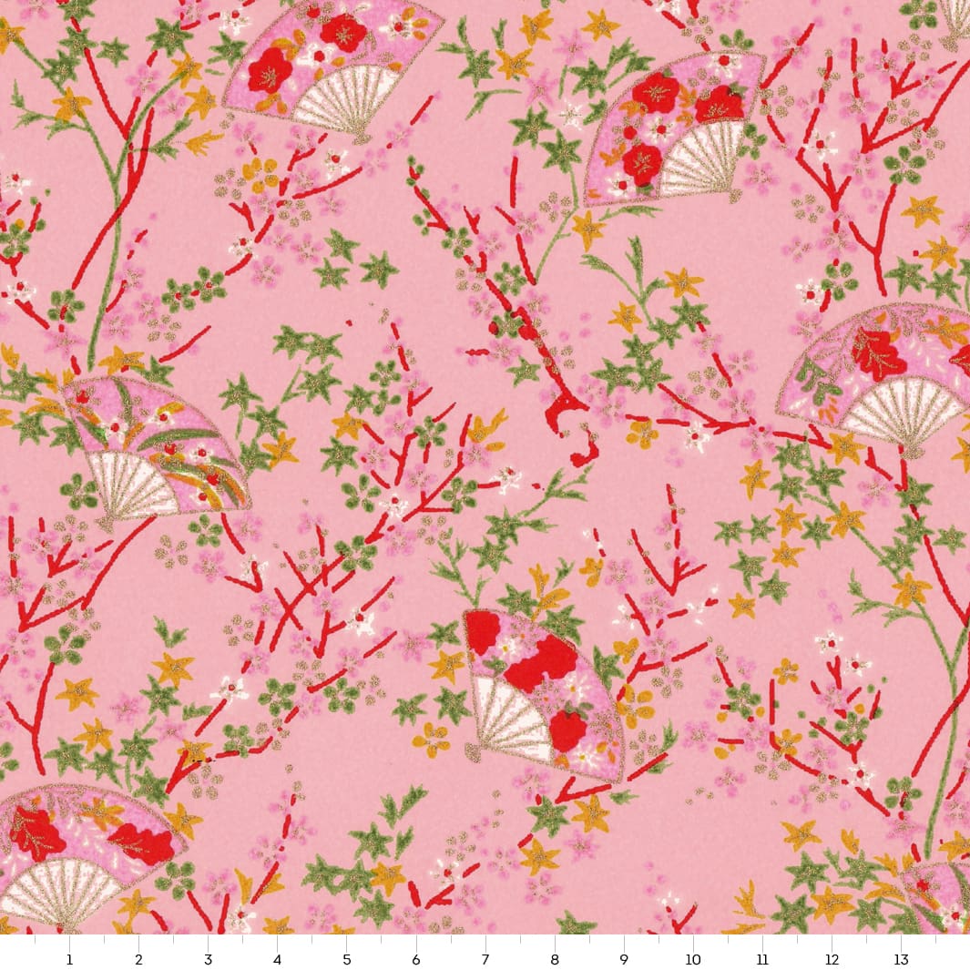 carré de 14cm par 14cm de papier japonais yuzen chiyogami aux motifs « 4 saisons » dans les tons roses, rouges, verts et jaunes adeline klam (M1055)
