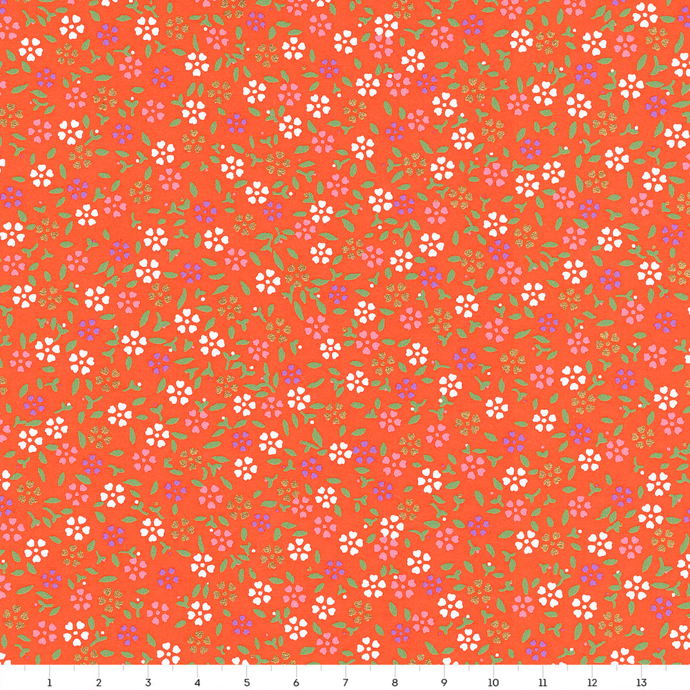 carré de 14cm par 14cm de papier japonais yuzen chiyogami au motif de mini fleurs de cerisier sur fond rouge orange adeline klam (M964)
