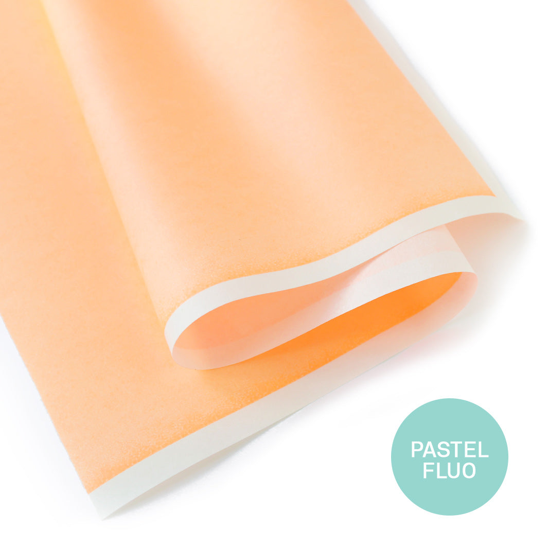 photo packshot d'une courbe du papier japonais yuzen chiyogami uni orange fluo pastel adeline klam (U1018)