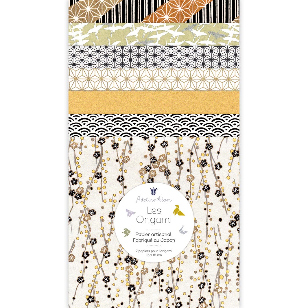 image packshot du set de 7 carrés de papiers japonais adeline klam de 15cm par 15cm dans les tons blanc crème, noirs et dorés « manuscrit » (S4) adeline klam
