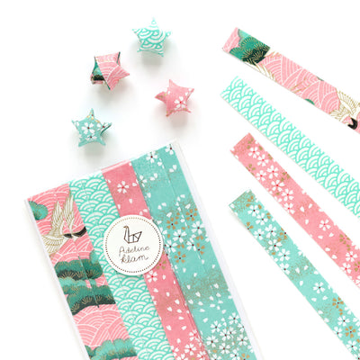 packaging du kit d'étoiles en origami et papier japonais roses et verts « aube » adeline klam