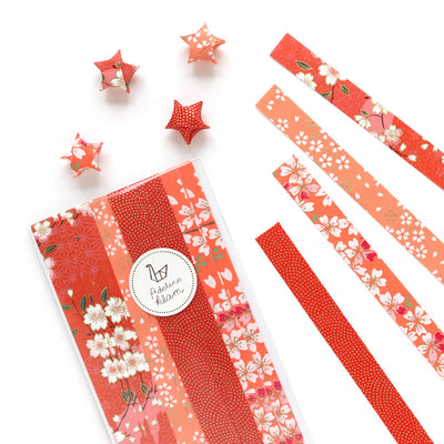 packaging du kit d'étoiles en origami et papier japonais rouges, rouge orange et corail « passion » adeline klam