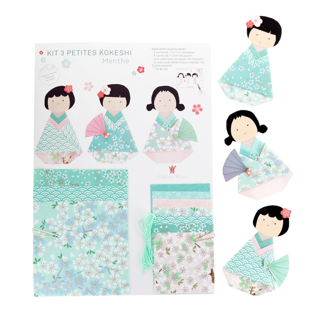 photo packshot et kokeshi montées du kit 3 petites kokeshi dans les tons vert d'eau, vert menthe et rose clair de la gamme « menthe » adeline klam