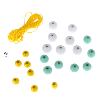 lot de fil, perles et grelot dans les tons jaunes, vert d'eau et blancs adeline klam (W2)