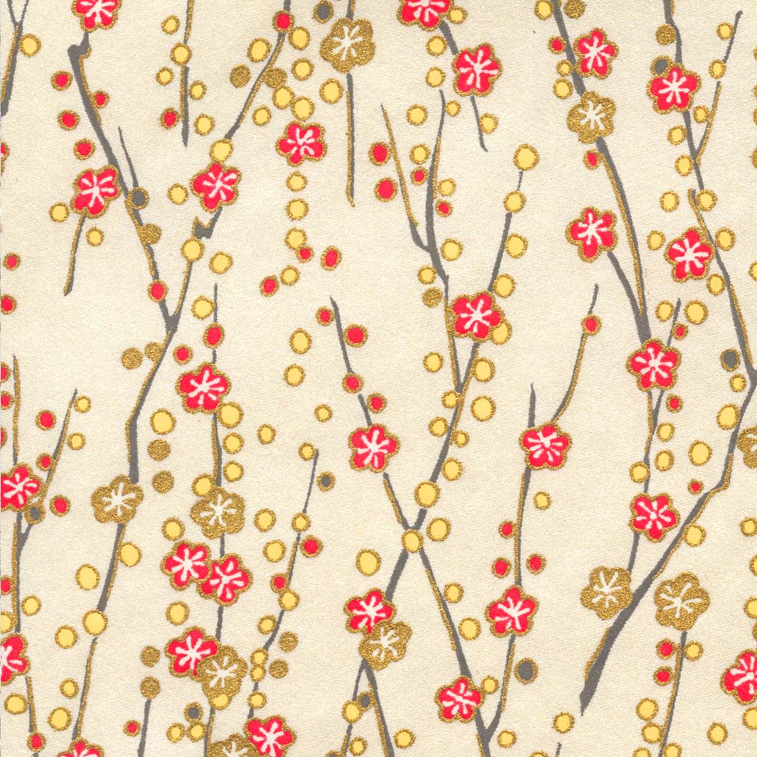 papier japonais yuzen aux motifs de branches en fleurs blanc crème, rouges, jaunes et dorés adeline klam de 10cm par 10cm