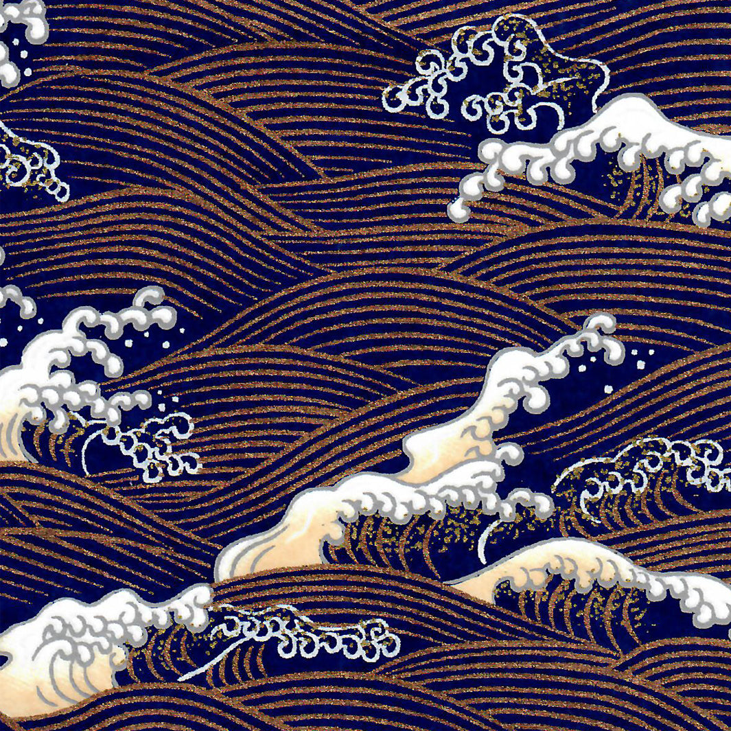 papier japonais yuzen chiyogami aux motifs de vagues et d'écumes dans les tons bleu nuit et dorés (M851) adeline klam de 10cm par 10cm