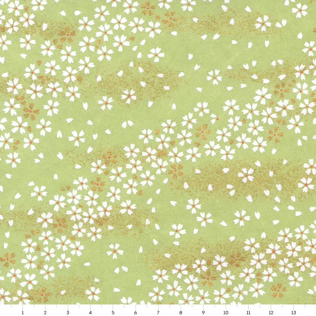 papier japonais yuzen chiyogami aux motifs de fleurs au vent sur fond vert amande adeline klam de 14cm par 14cm