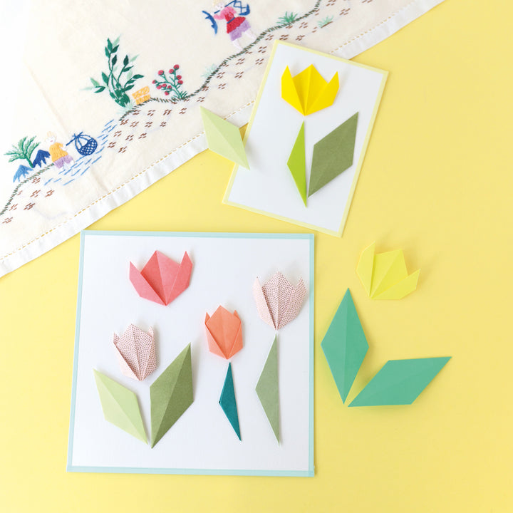 photo d'ambiance du pliage de la tulipe du livre « l'origami comme par magie » tome 2 d'adeline klam