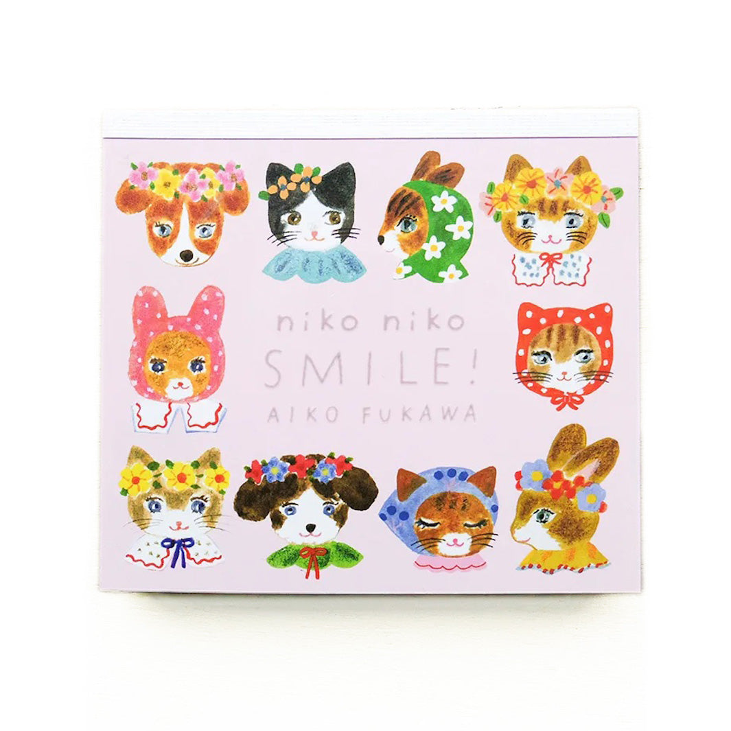photo packshot du bloc-notes de 120 feuilles « niko niko smile » par Aiko Fukawa pour Cozyca Products