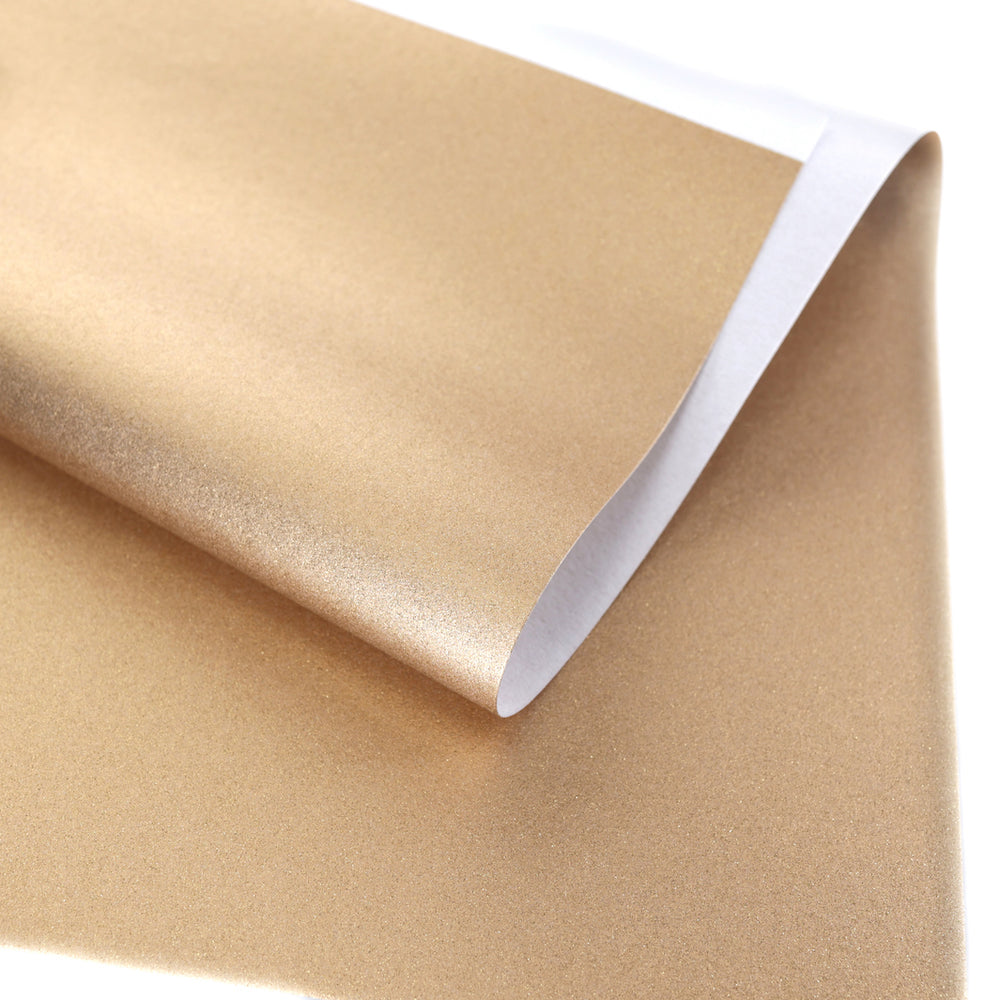photo packshot d'une courbe du papier japonais yuzen chiyogami uni or sable pailleté adeline klam (U740)