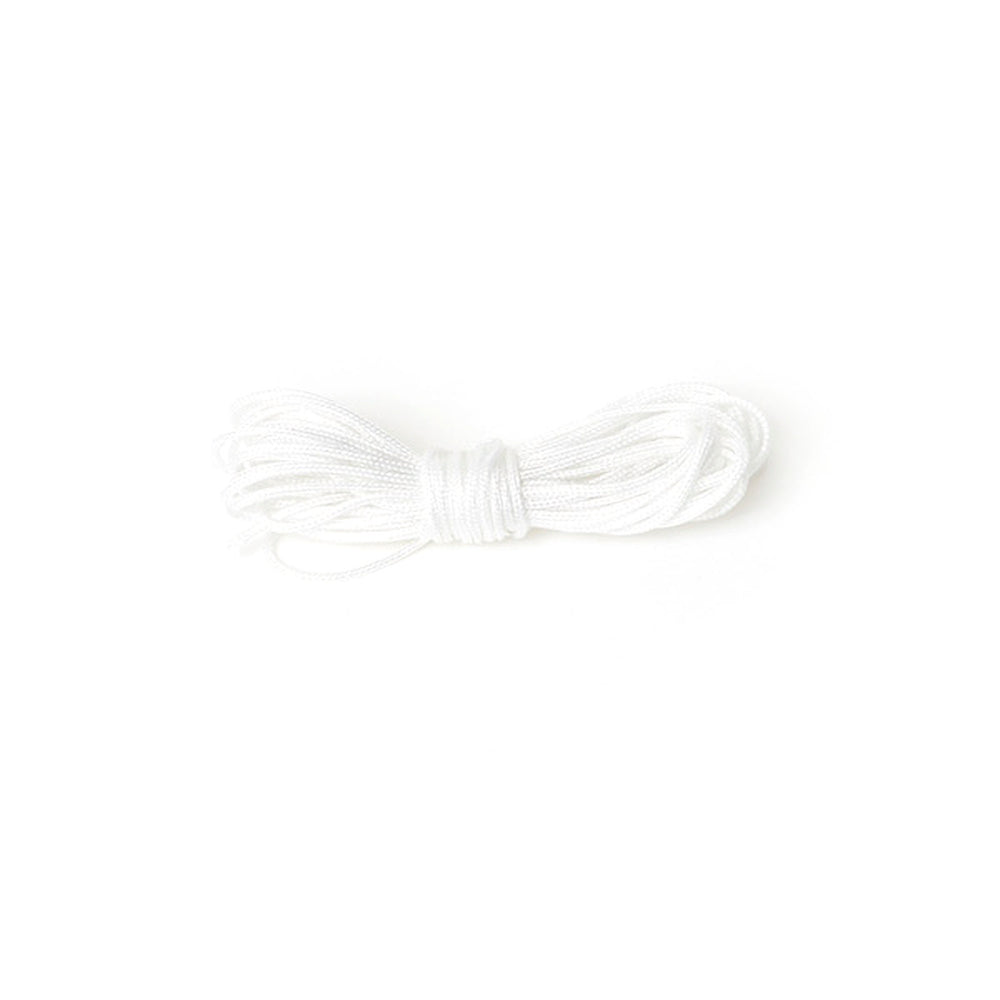 photo packshot du fil simple en 3m de longueur de couleur blanc adeline klam