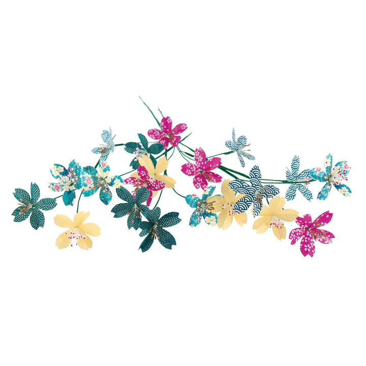 photo packshot des fleurs montées du kit fleurs de cerisier bleu canard, rose pourpre et or jaune « gala » adeline klam