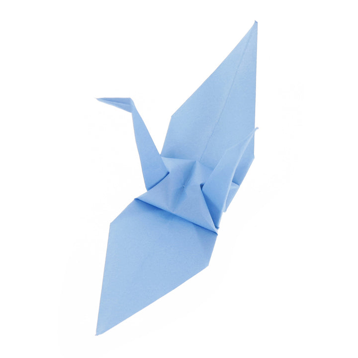 photo packshot d'une grue montée du set de 100 papiers origami unis bleu bleuet toyo