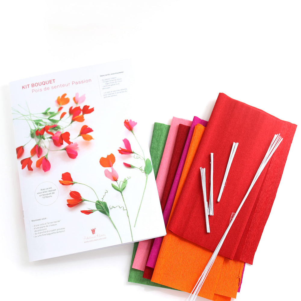 photo packshot du livret explicatif et du matériel du kit bouquet pois de senteur dans les tons rouge carmin,, prune, roses, orange et vert moyen « passion » adeline klam