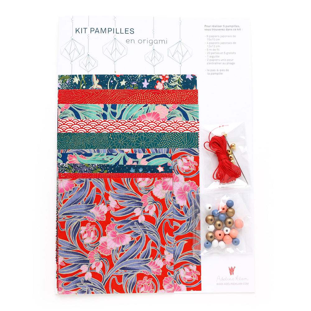 photo packshot du packaging du kit pampilles rouge, bleu marine, bleu canard et rose « baroque » adeline klam