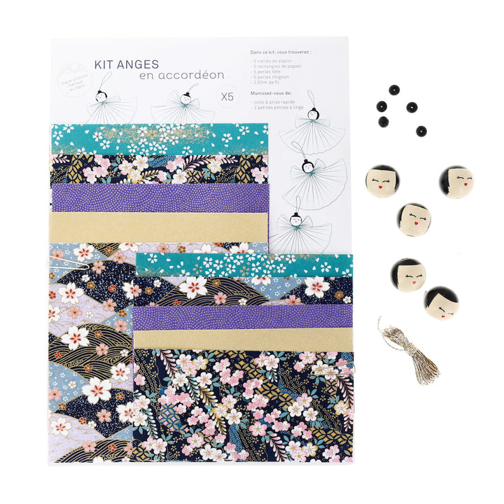 photo packshot du packaging et du matériel du kit anges accordéon bleu canard, bleu marine, violets et dorés « nocturne » adeline klam