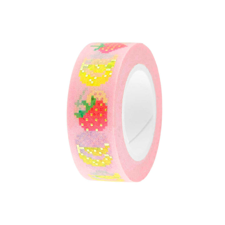 photo packshot du ruban adhésif décoratif aux motifs de multifruits pixellisés roses, jaunes, verts et dorés de la marque rico design