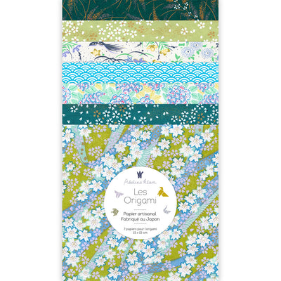 photo packshot du set de 7 carrés de papiers japonais adeline klam de 15cm par 15cm dans les tons bleu canard, bleu turquoise et verts « mousson » (I11)