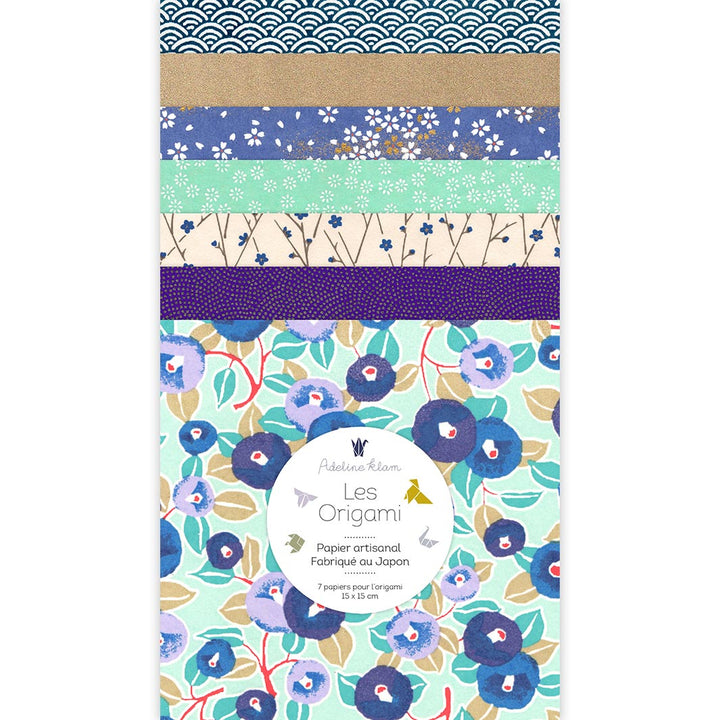 photo packshot du set de 7 carrés de papiers japonais adeline klam de 15cm par 15cm dans les tons bleu marine, bleu pervenche, bleu nuit, vert d'eau et dorés « fraîcheur » (Z14) adeline klam