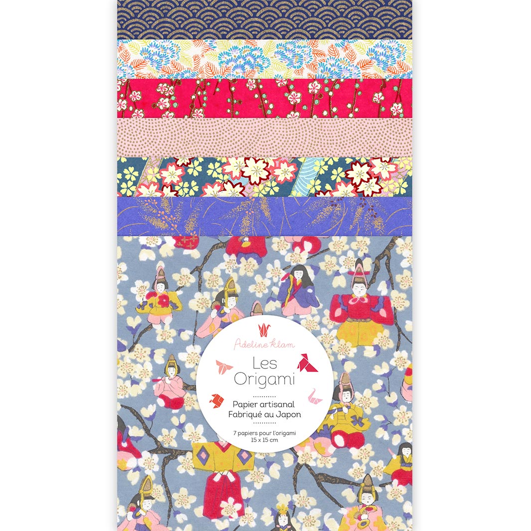 photo packshot du set de 7 carrés de papiers japonais adeline klam de 15cm par 15cm dans les tons bleu nuit, rose clair et fuchsia et jaune « myrtille » (T9)