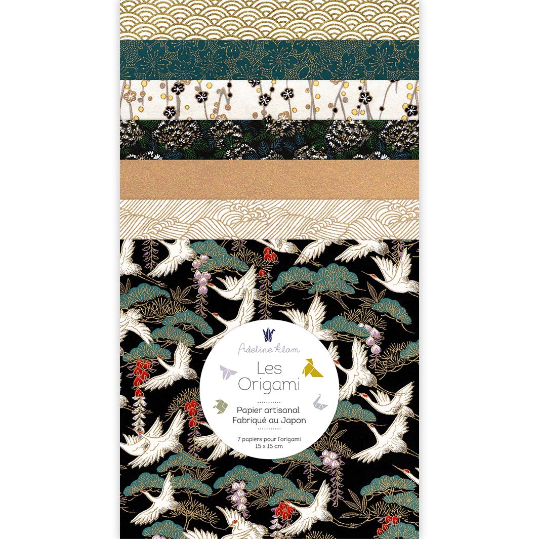 photo packshot du set de 7 carrés de papiers japonais adeline klam de 15cm par 15cm dans les tons noirs, dorés et bleu canard « chaplin » (S3) adeline klam