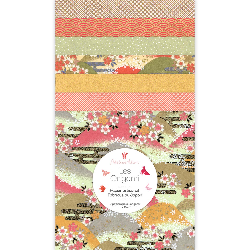 photo packshot du set de 7 carrés de papiers japonais adeline klam de 15cm par 15cm dans les tons orange, vert amande et dorés « récolte » (A13) adeline klam
